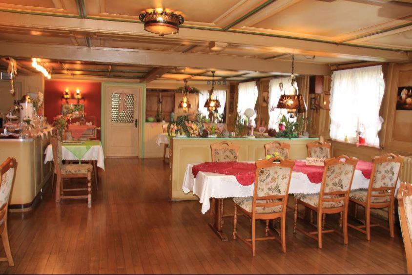 Pension Adler Bannholz Bagian luar foto